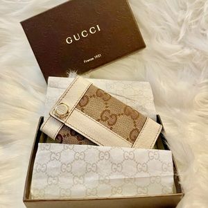 🛍SOLD🛍 Authentic Gucci key holder